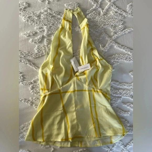Banana Republic Pleated Halter Top - Picture 2 of 13